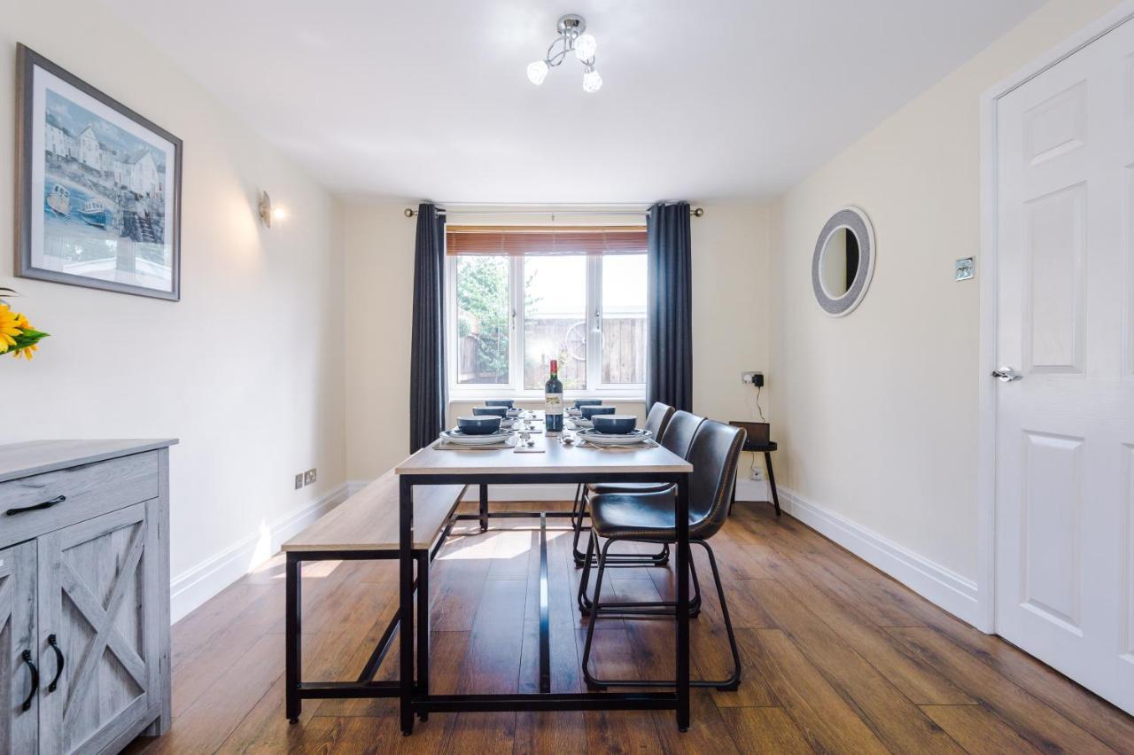 Charming 3-Bed Cottage In Chester, Ideal For Families & Workers, Free Parking - Sleeps 7 المظهر الخارجي الصورة