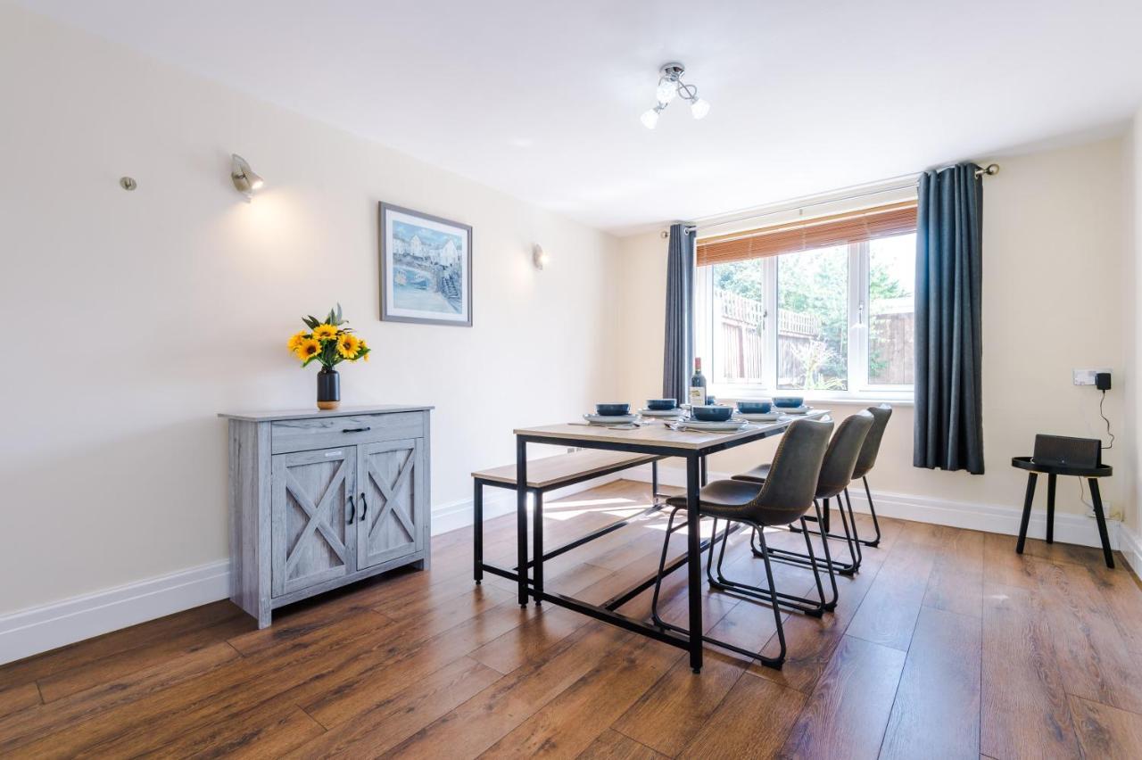 Charming 3-Bed Cottage In Chester, Ideal For Families & Workers, Free Parking - Sleeps 7 المظهر الخارجي الصورة