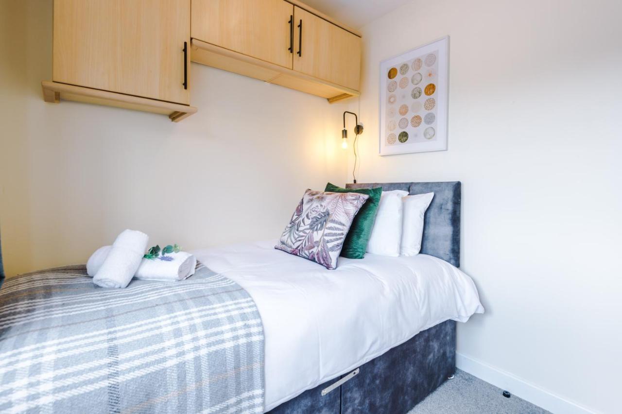 Charming 3-Bed Cottage In Chester, Ideal For Families & Workers, Free Parking - Sleeps 7 المظهر الخارجي الصورة